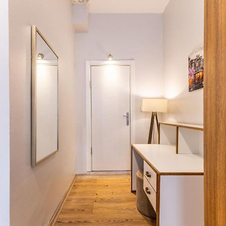 Lovely Flat Near Shore And Trendy Spots In Kadikoy İstanbul Dış mekan fotoğraf