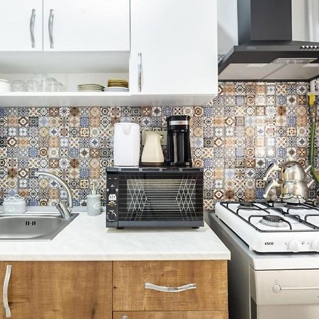 Lovely Flat Near Shore And Trendy Spots In Kadikoy İstanbul Dış mekan fotoğraf