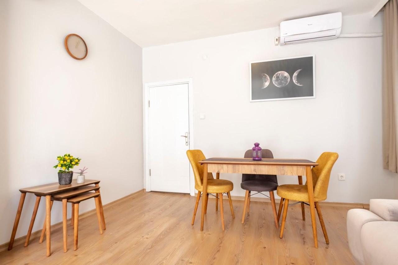 Lovely Flat Near Shore And Trendy Spots In Kadikoy İstanbul Dış mekan fotoğraf