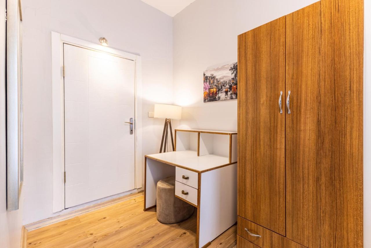 Lovely Flat Near Shore And Trendy Spots In Kadikoy İstanbul Dış mekan fotoğraf